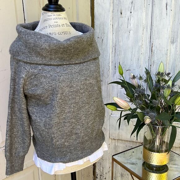 H&M, HEATHER GRAY SWEATER  BNWT Size S - Picture 1 of 9